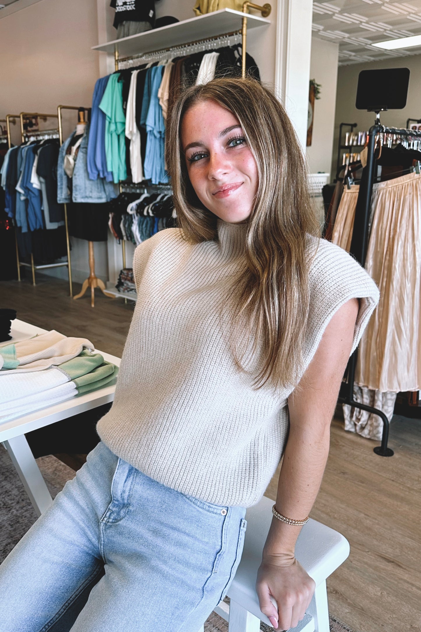 NY Shoulder Sweater