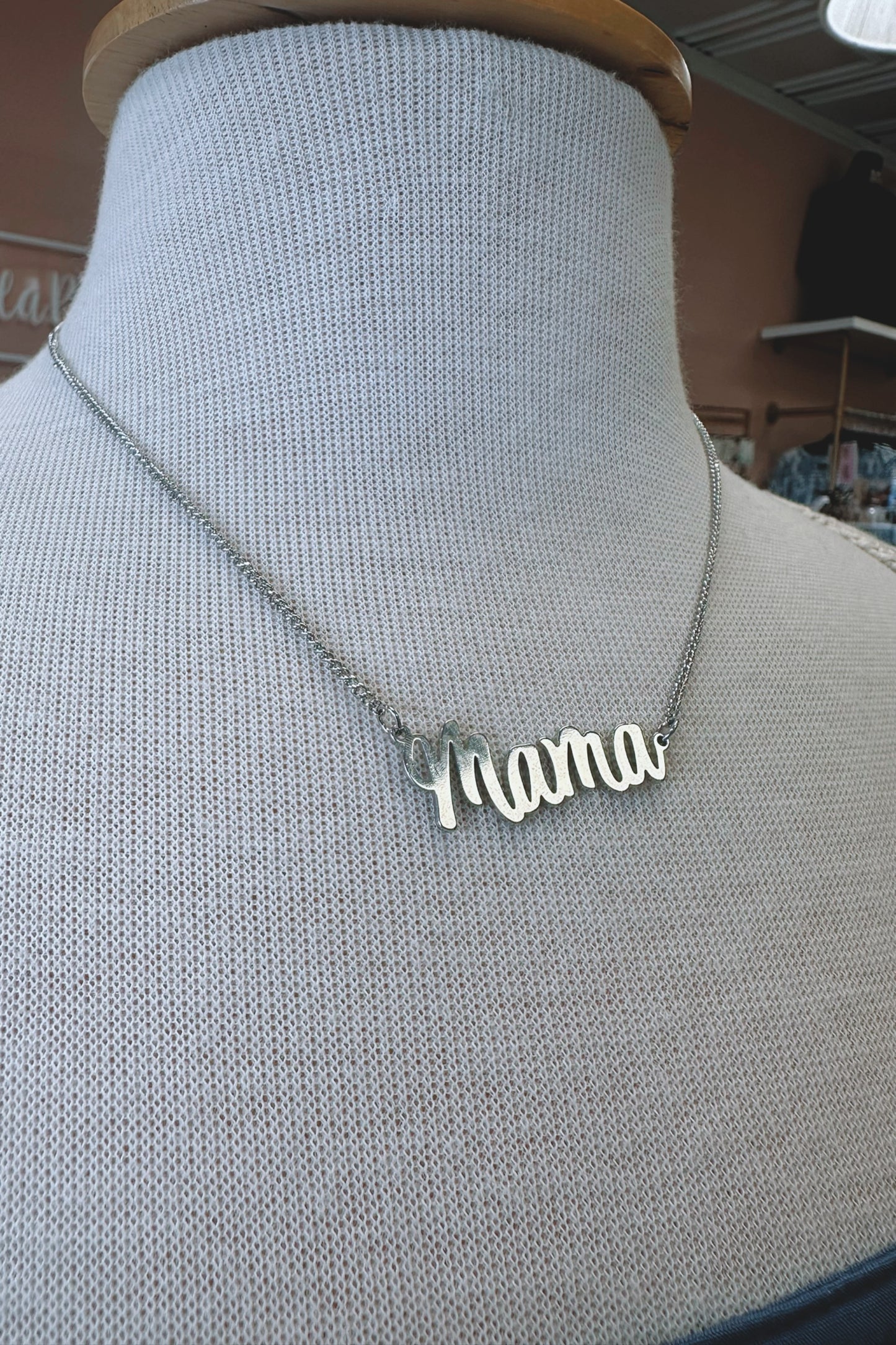 Mama Cursive Necklace