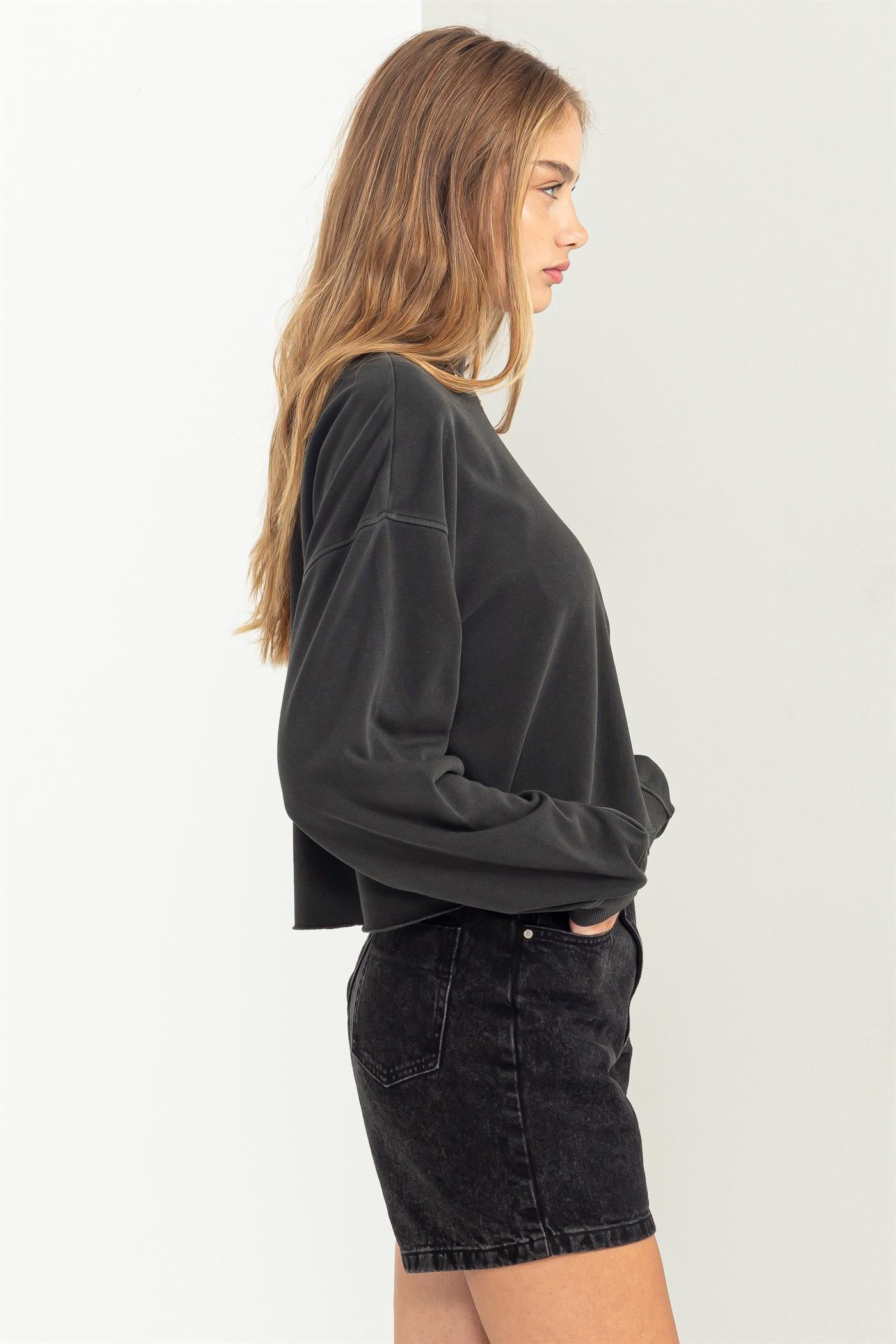 Vibe Cropped Sweatshirt