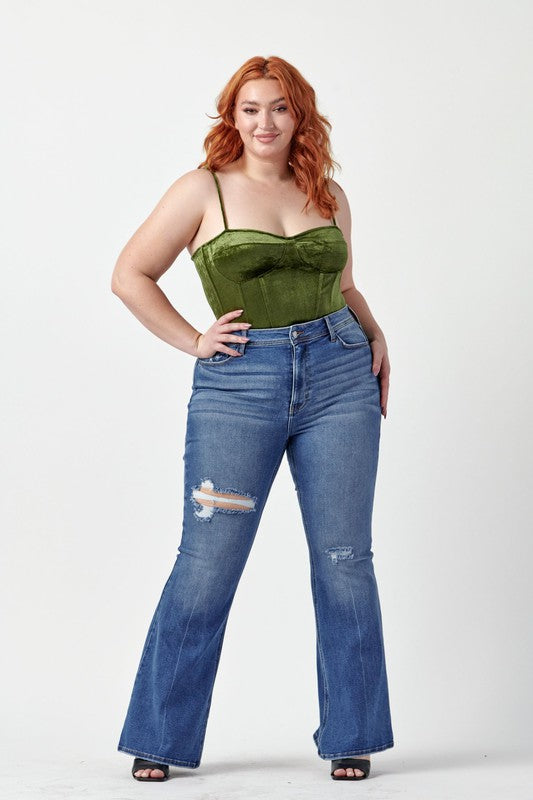 Julia High-Rise Flare