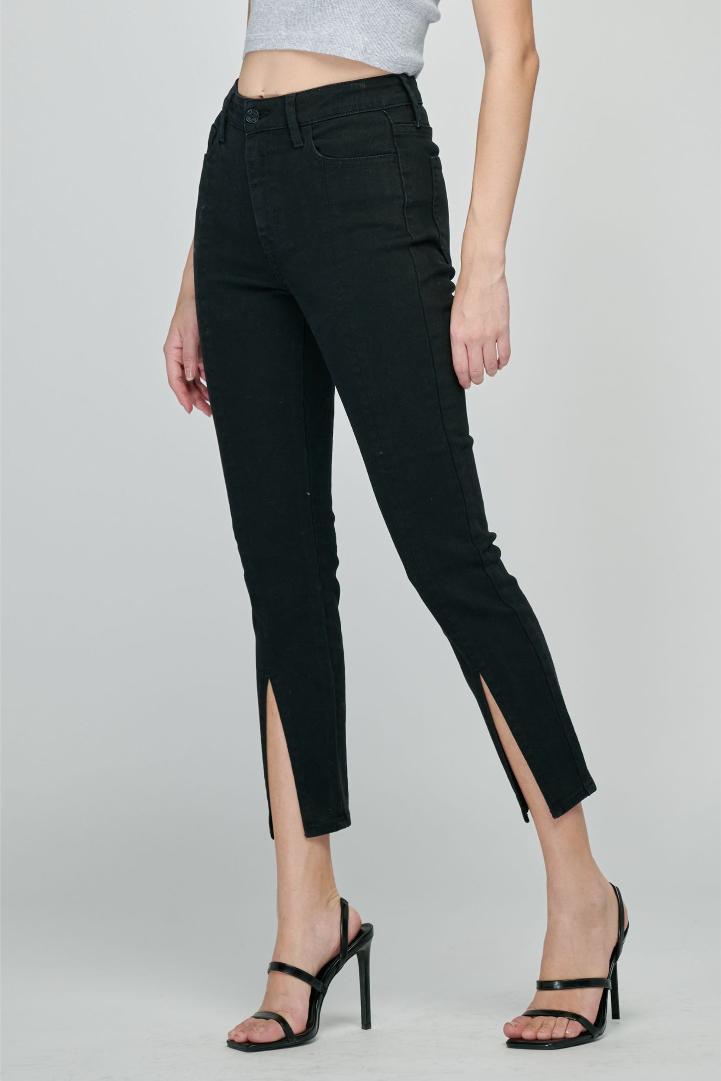 Meah Front-Slit Crop Jean