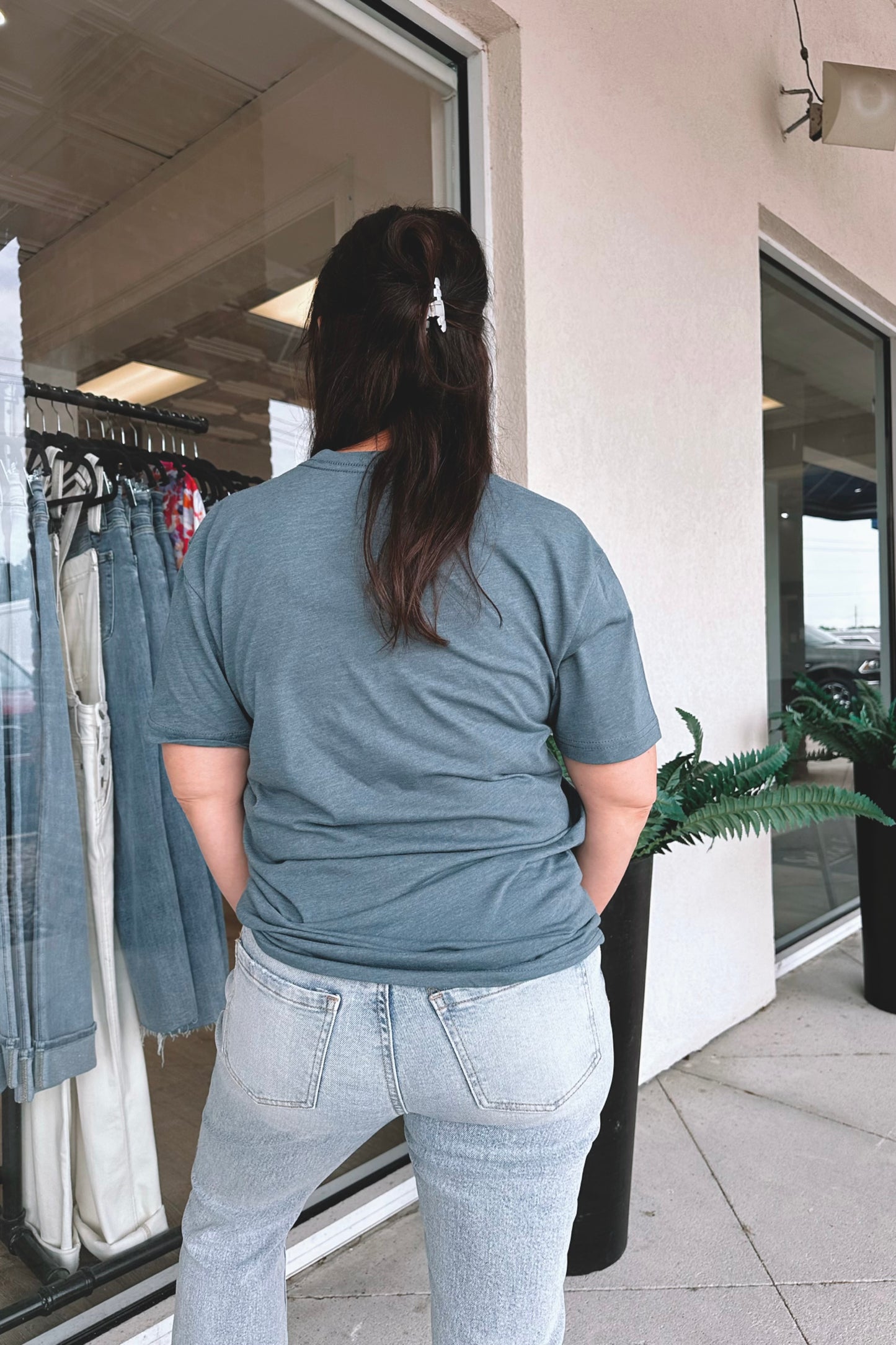 MAMA Graphic Tee