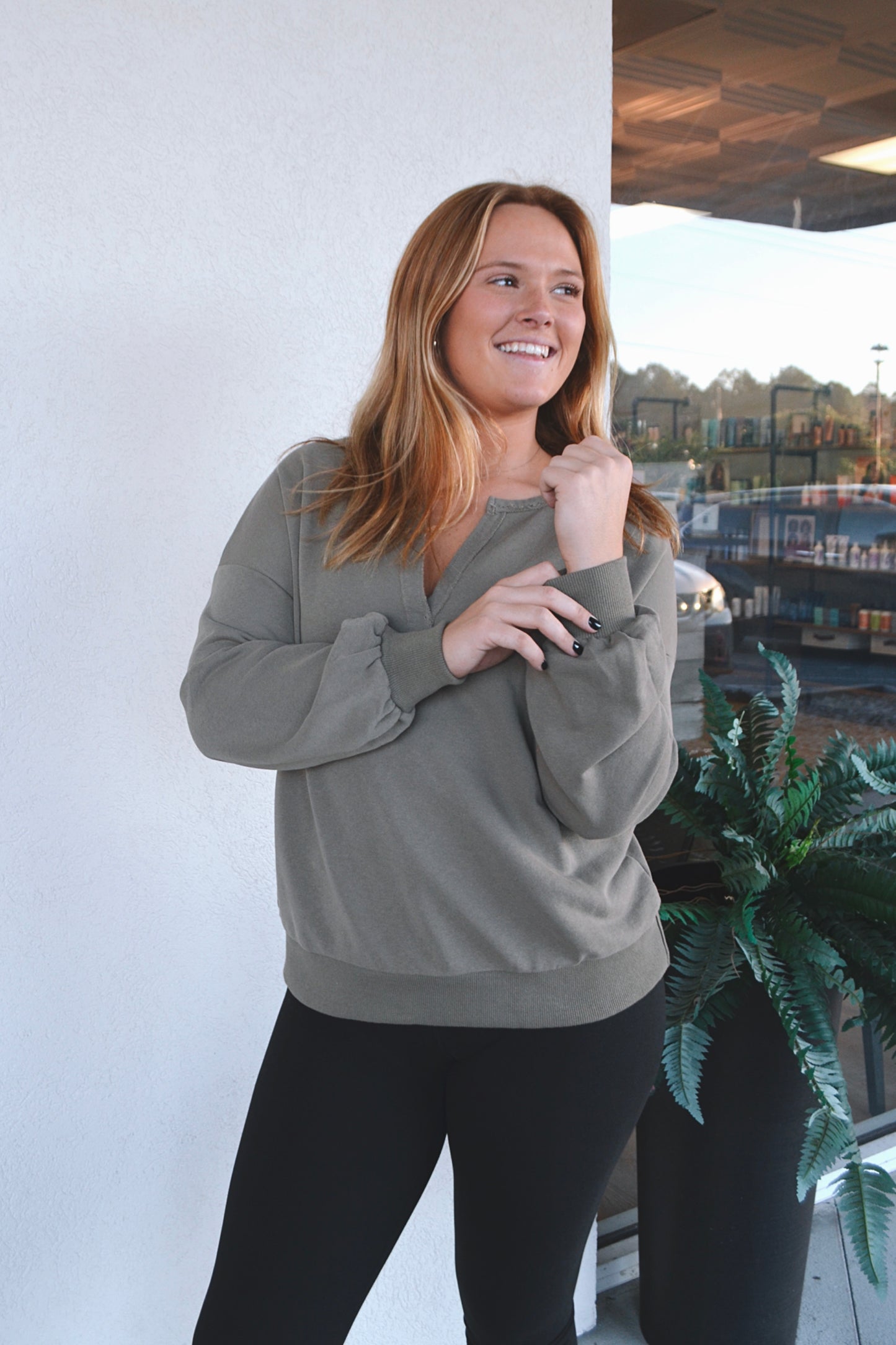 Reece V-Neck Pullover