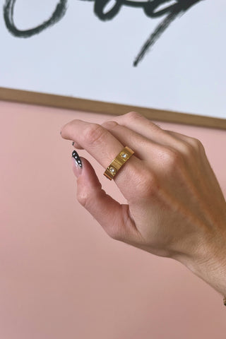 Sloan Station Ring - Boutique EllaPar