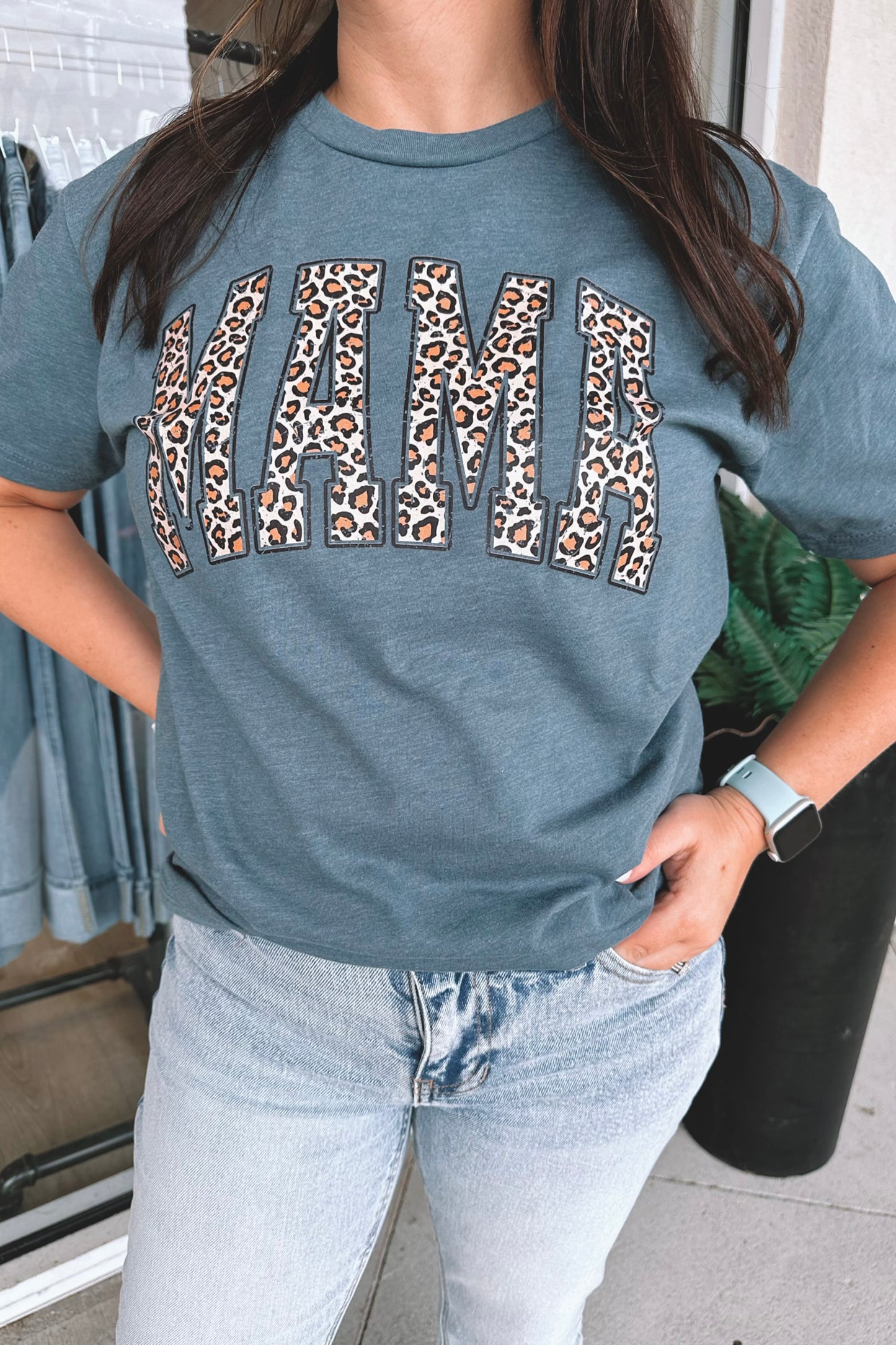 MAMA Graphic Tee
