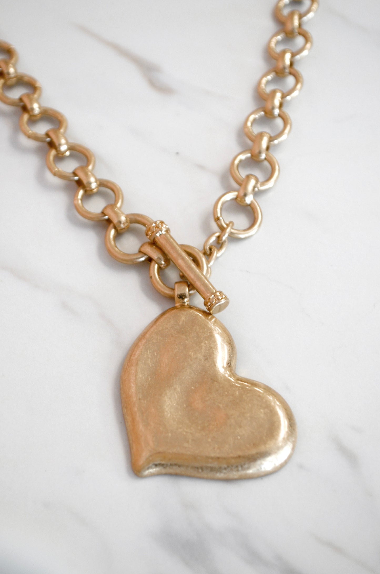 Lover Toggle Necklace