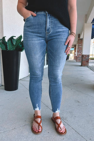 Alyvia High-Rise Skinny Jean - Boutique EllaPar