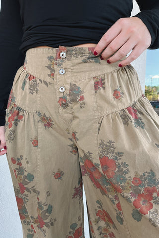 Alyvia Floral Cropped Pant