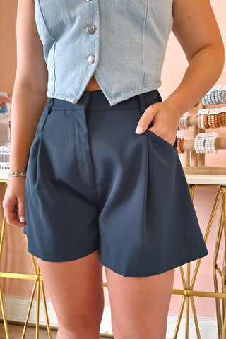 Taylor Pleated Shorts - Boutique EllaPar