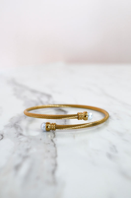 SS Coil Bangle