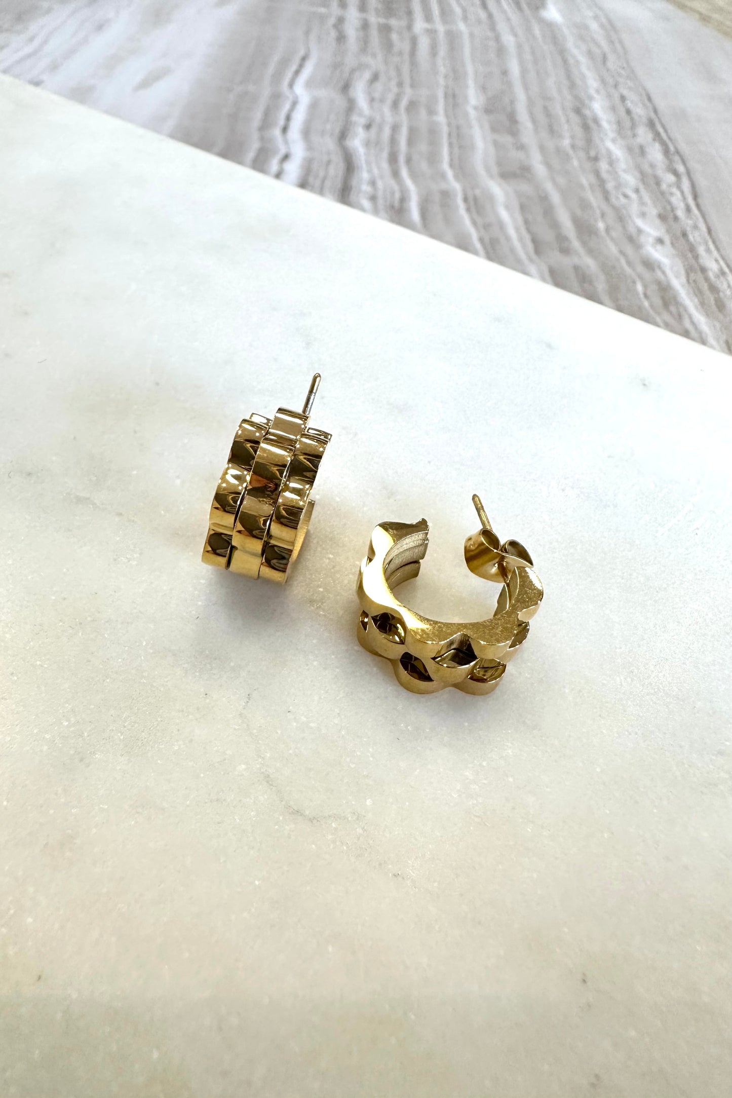 Raya Rolly Earrings