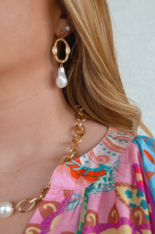 Avenue Pearl Earrings