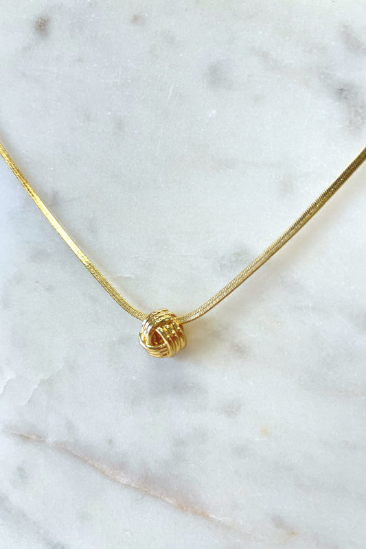 Beck Knot Necklace - Boutique EllaPar