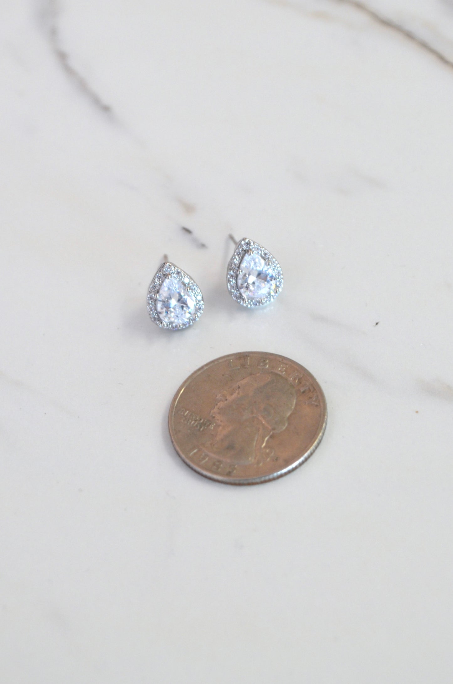 Chic Teardrop Studs