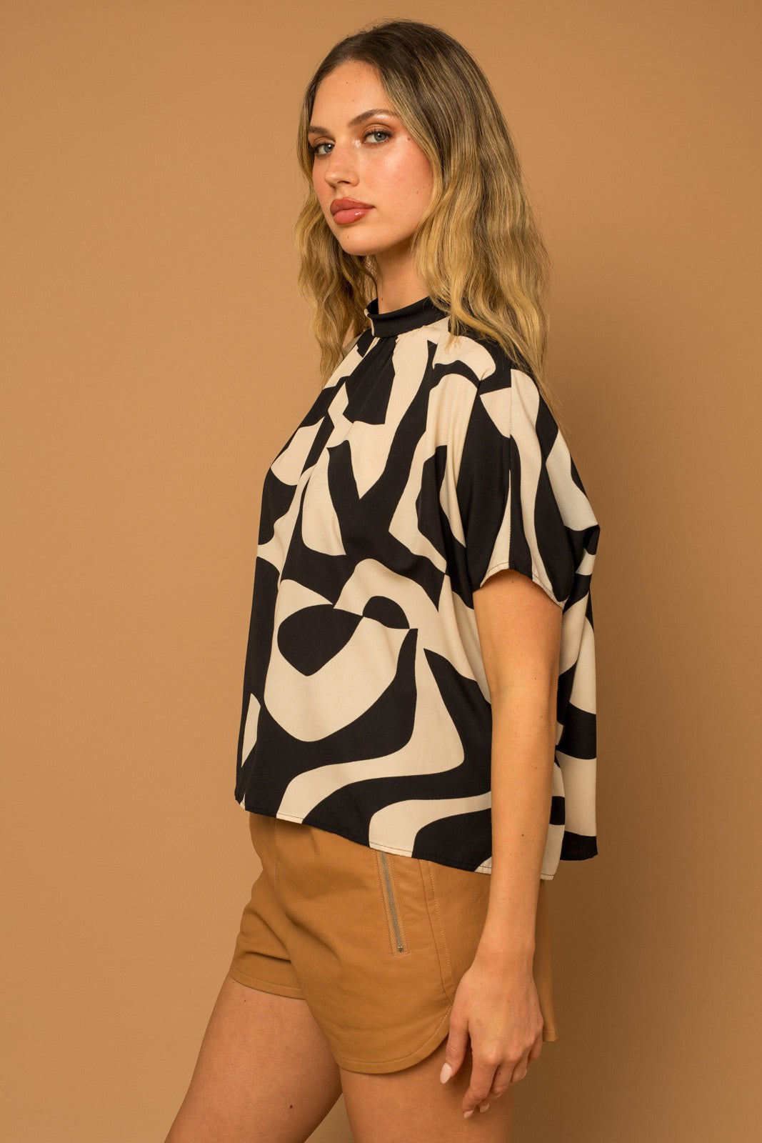 Aria Abstract Blouse