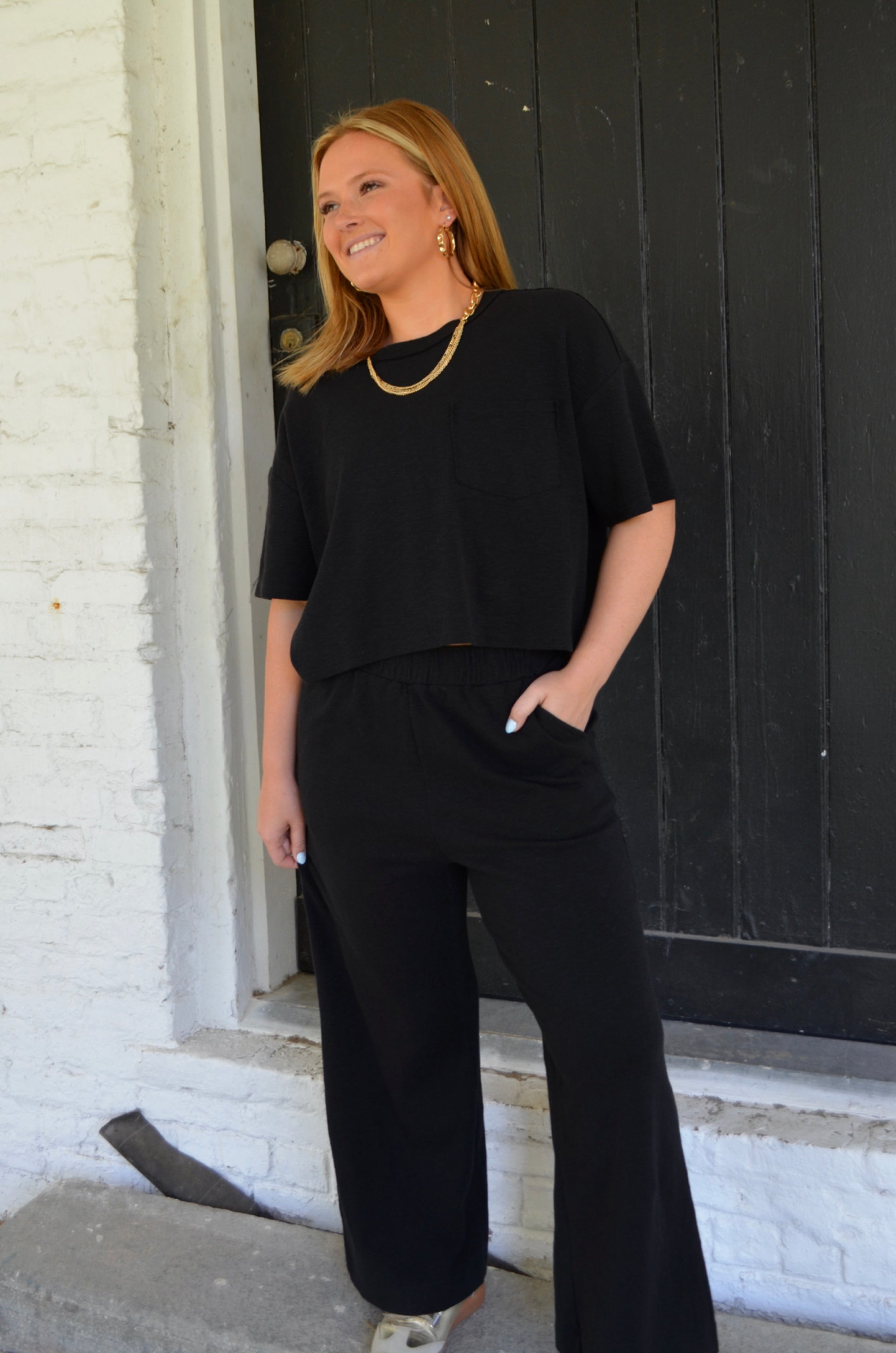 Effortless Pocket Tee - Boutique EllaPar