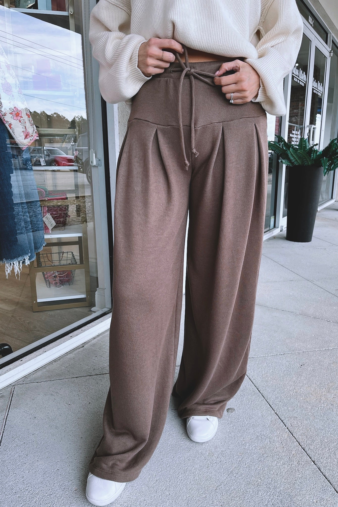 Pria Pleated Pants