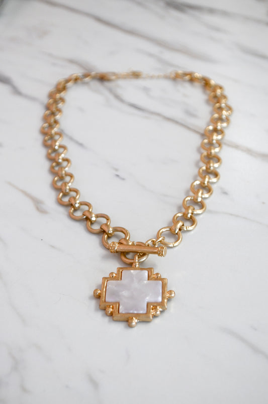 Bren Toggle Necklace