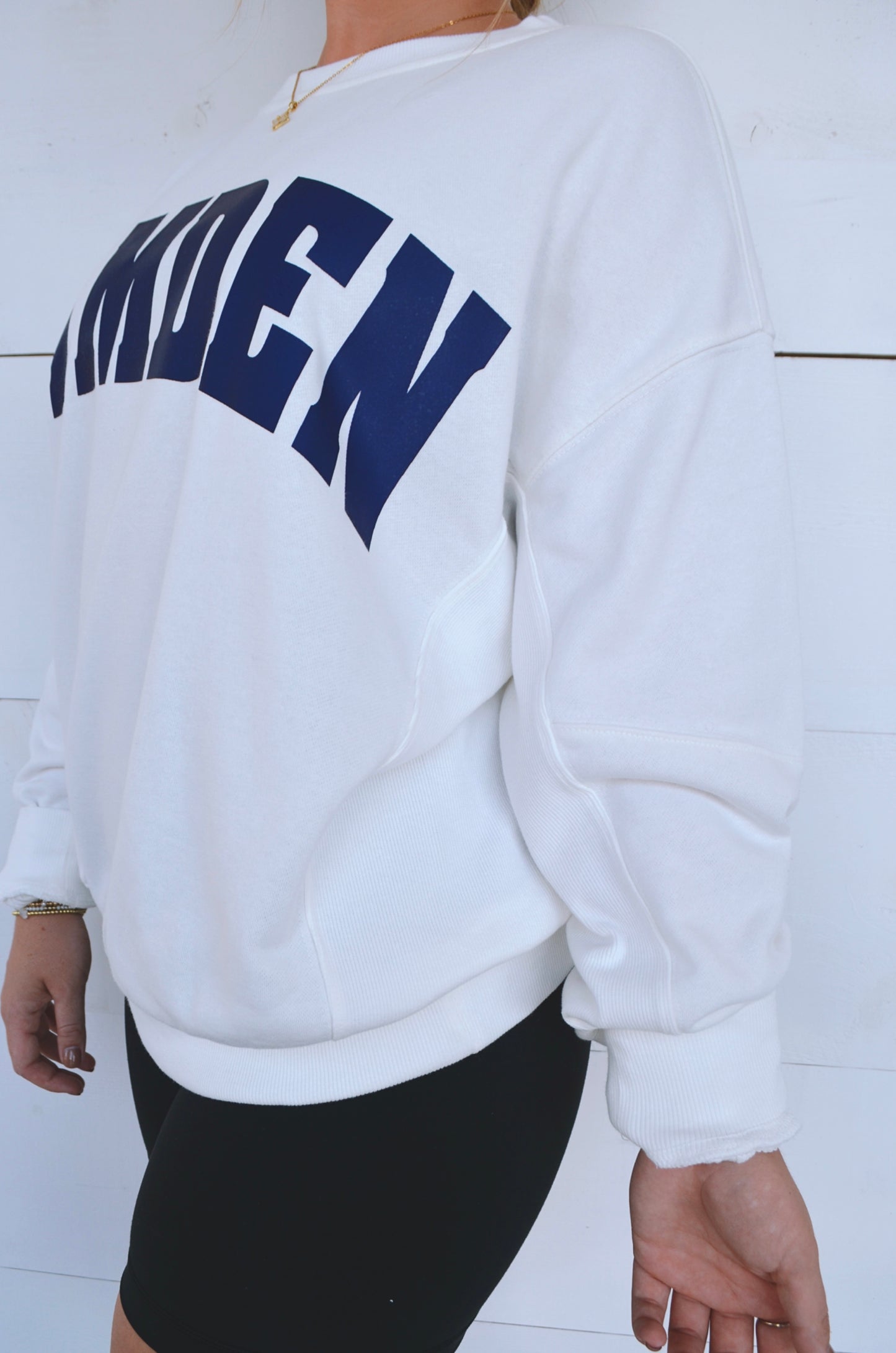 CAMDEN Crew Neck Sweatshirt