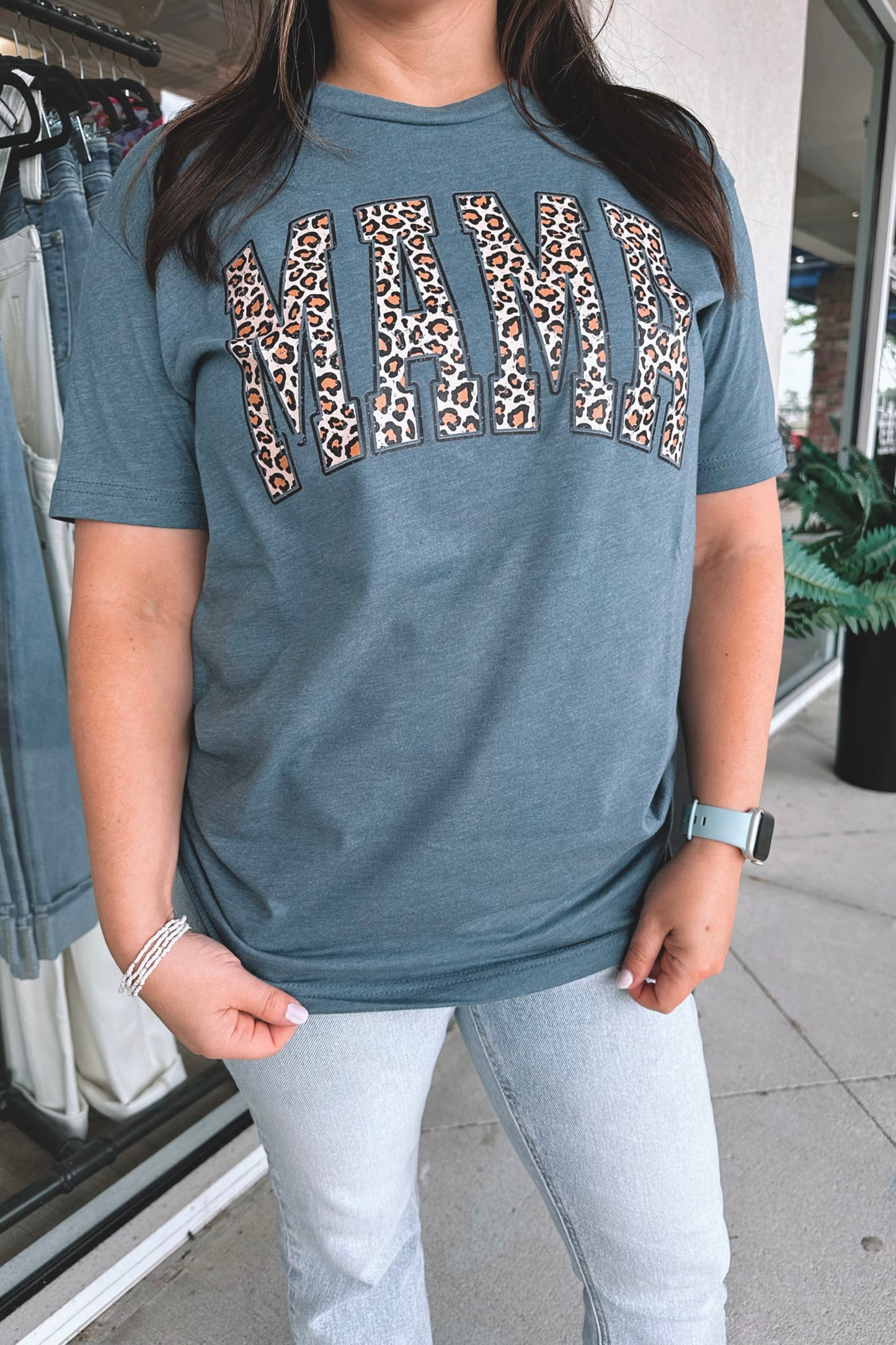 MAMA Graphic Tee