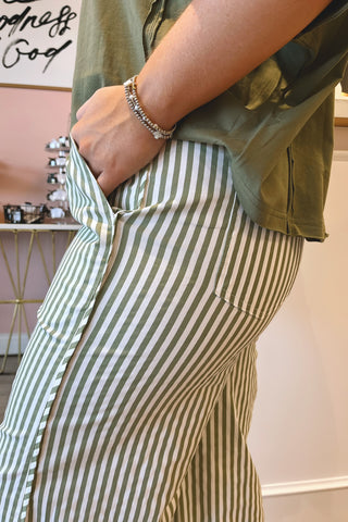 Lined Up Tulip Pants