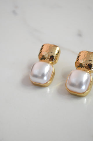 Jolie Pearl Earrings - Boutique EllaPar