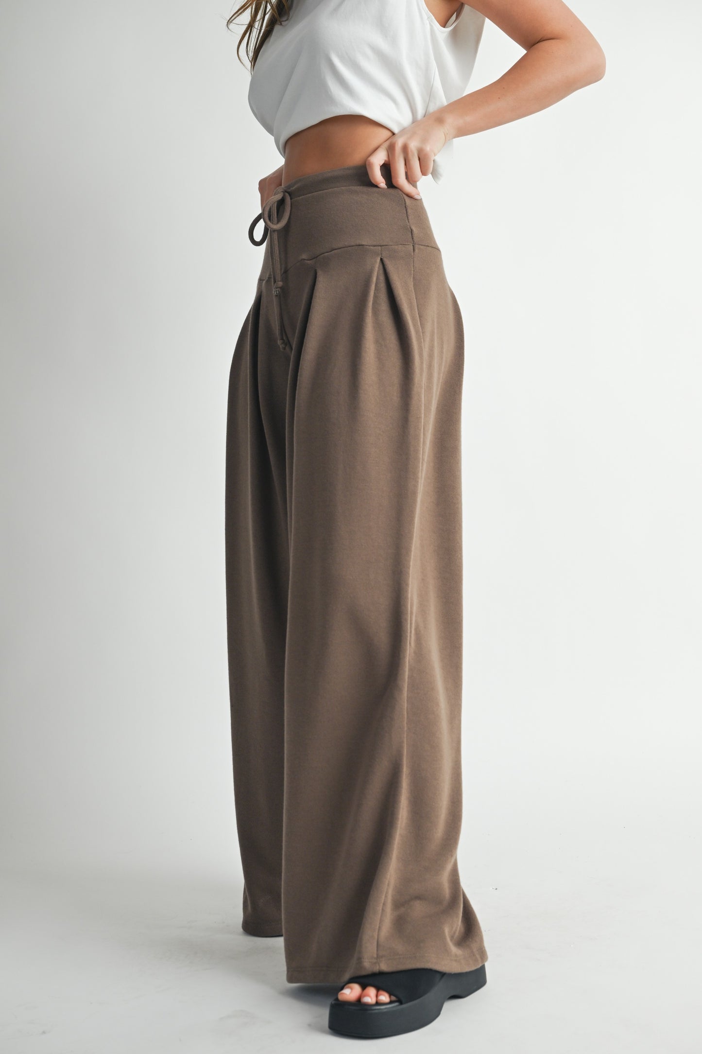 Pria Pleated Pants