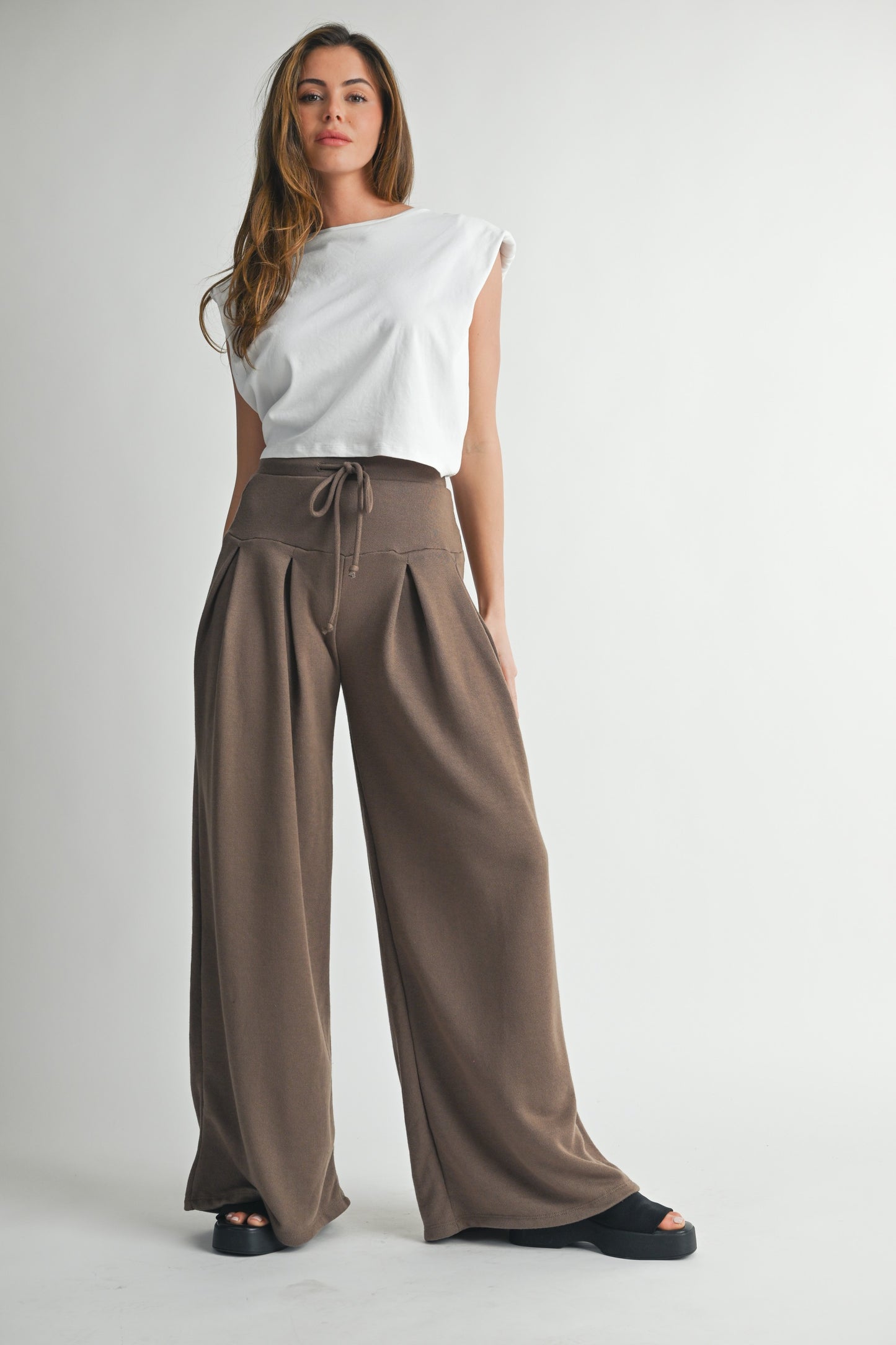 Pria Pleated Pants